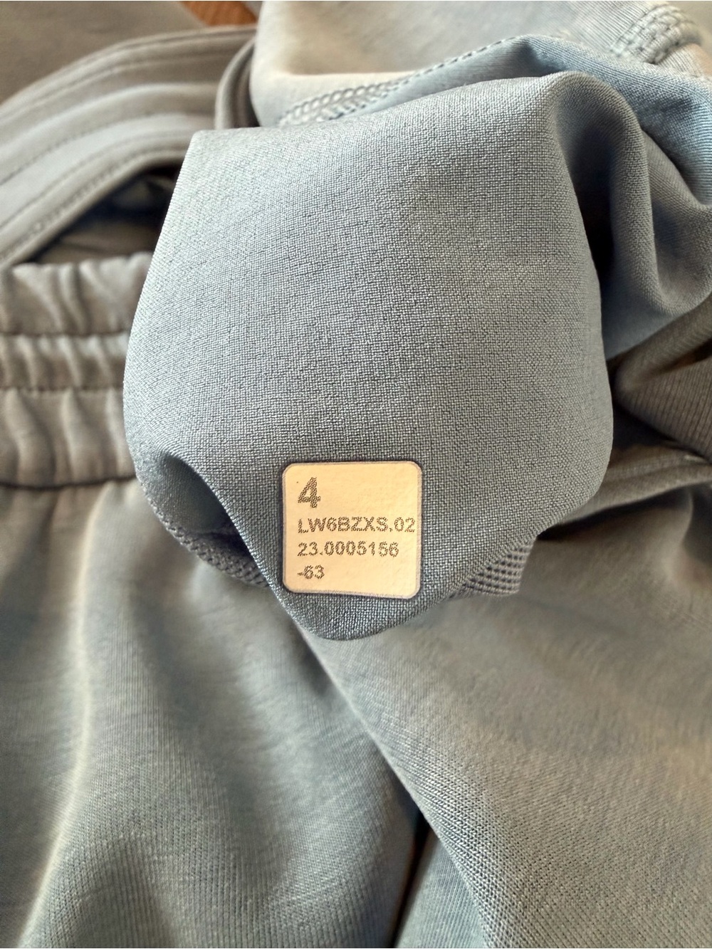 Lululemon Softstreme High-Rise Wide-Leg
Cropped Pant women’s size 4 baby blue - Picture 6 of 9